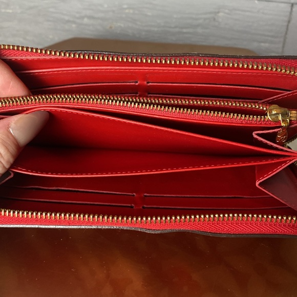 Authentic Louis Vuitton zippy,  limited edition monogram vernis long wallet - Picture 8 of 10